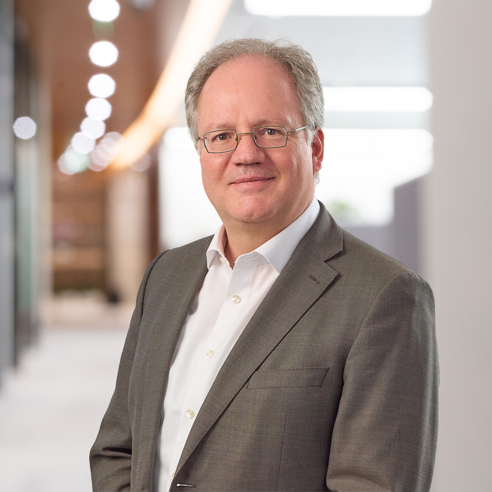 Dr. Johannes Koch Dr. Johannes Koch